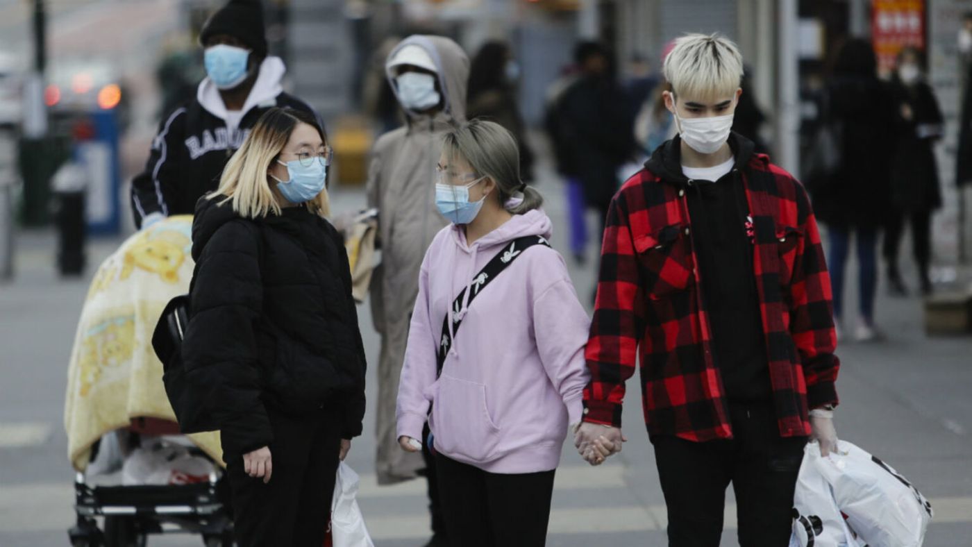Δεν θα ξεμπερδέψουμε ποτέ: Το CDC καλεί τους Αμερικανούς να φορέσουν και πάλι μάσκες