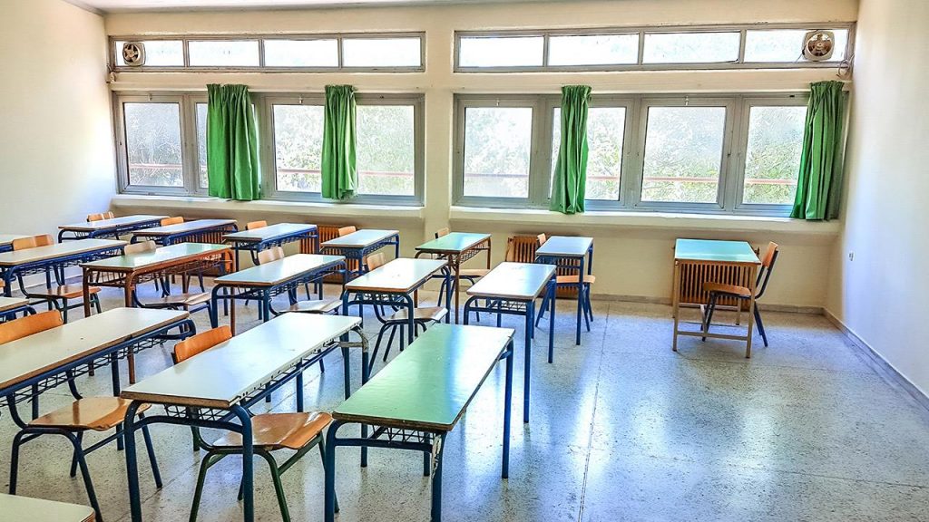 Νίκος Τζανάκης: «Με το μέτρο να κλείνουν τα σχολεία στο 50% και πάνω στην ουσία αφήσαμε τα παιδιά να νοσήσουν»