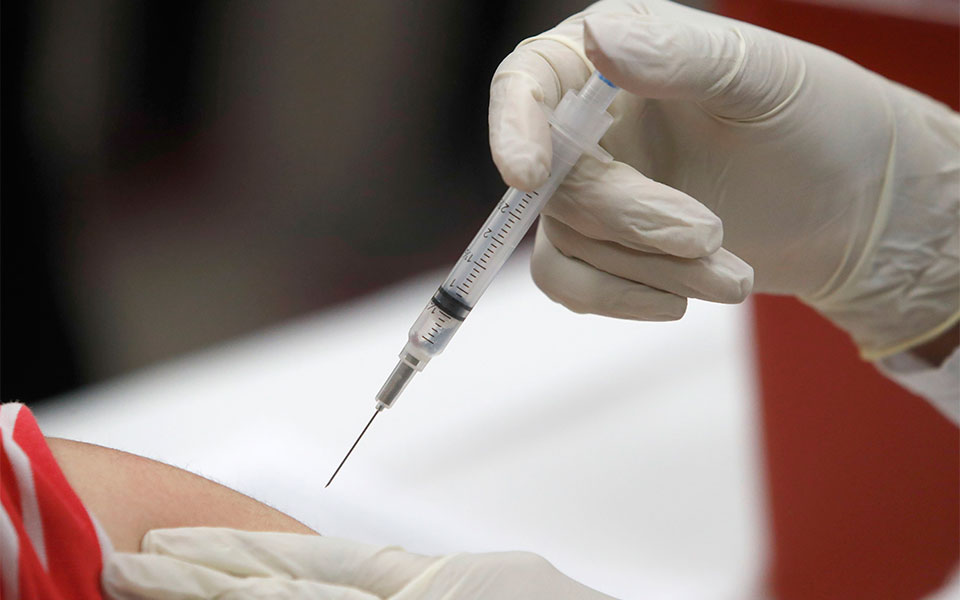 Γρίπη: Από σήμερα η χορήγηση εμβολίων χωρίς συνταγογράφηση – Ποιους αφορά