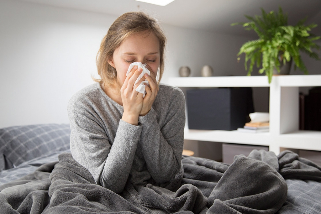 Πως να γλιτώσετε από τις χειμερινές ιώσεις με τέσσερις τρόπους