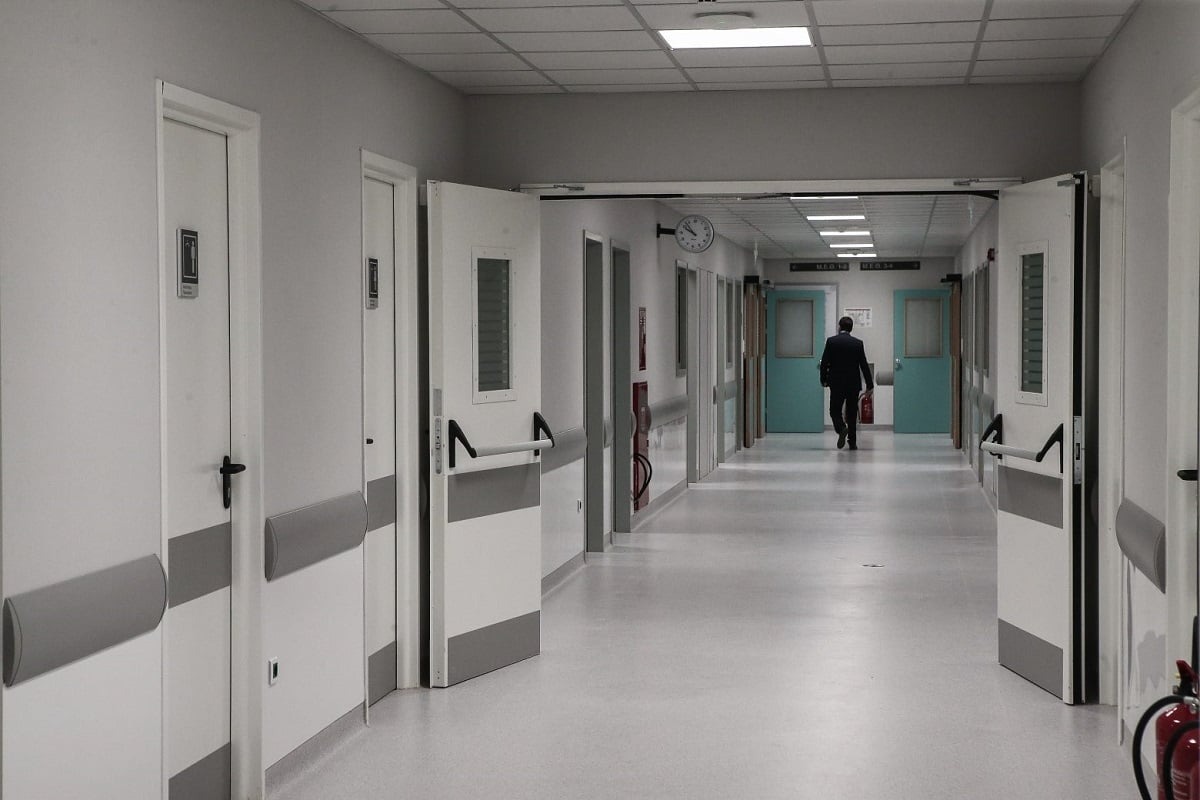 Γ.Μαγιορκίνης για στρεπτόκοκκο: «Σε μικρό ποσοστό μπορεί να κάνει τη διεισδυτική λοίμωξη»