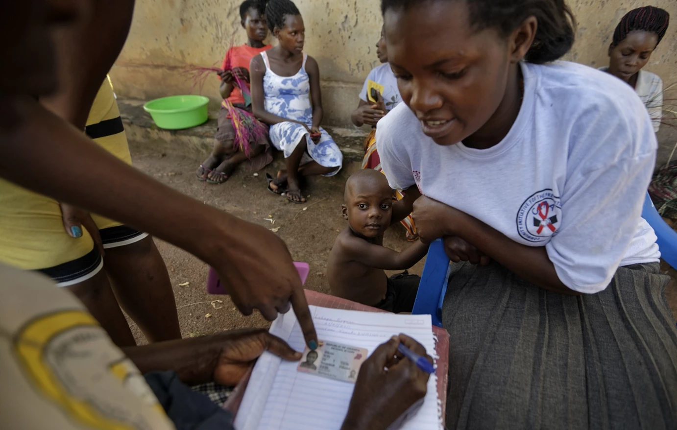 Μυστήριο με τη μαύρη ούρηση: Αναζητούνται απαντήσεις για την ασθένεια που σκοτώνει παιδιά