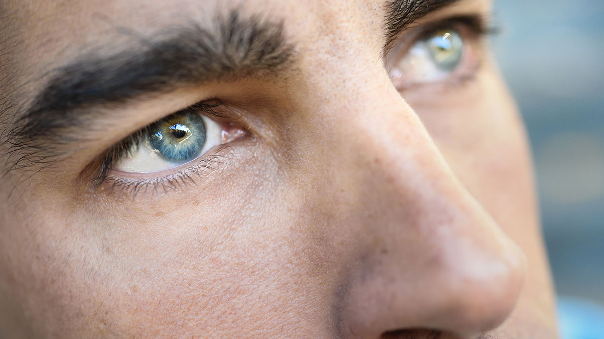 Δείτε ποια είναι τα προειδοποιητικά σημάδια πιθανής αποκόλλησης του αμφιβληστροειδούς