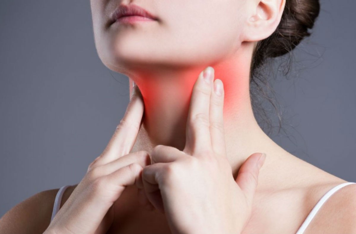 Όσα πρέπει να ξέρετε για τον καρκίνο του λαιμού: Πώς συνδέεται με τον HPV