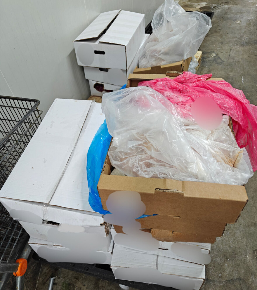 Δείτε εικόνες: Κατασχέθηκαν 11 τόνοι ακατάλληλων κρεάτων ενόψει Πάσχα, επιβλήθηκαν πρόστιμα ύψους 245.000 ευρώ