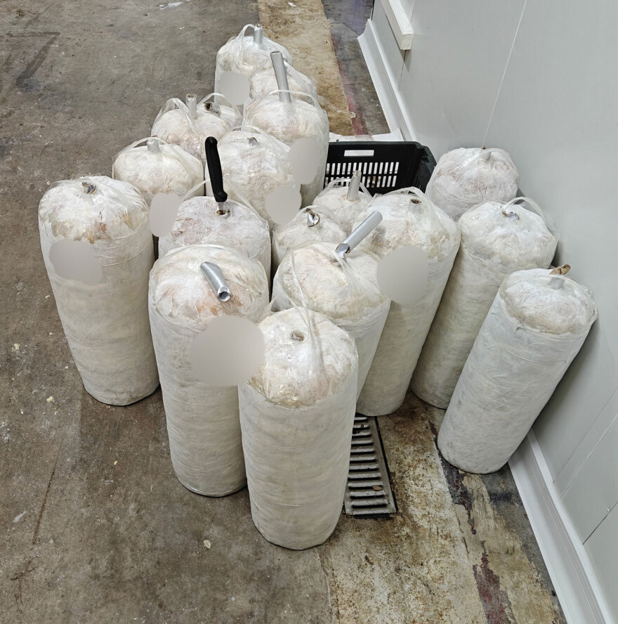 Δείτε εικόνες: Κατασχέθηκαν 11 τόνοι ακατάλληλων κρεάτων ενόψει Πάσχα, επιβλήθηκαν πρόστιμα ύψους 245.000 ευρώ