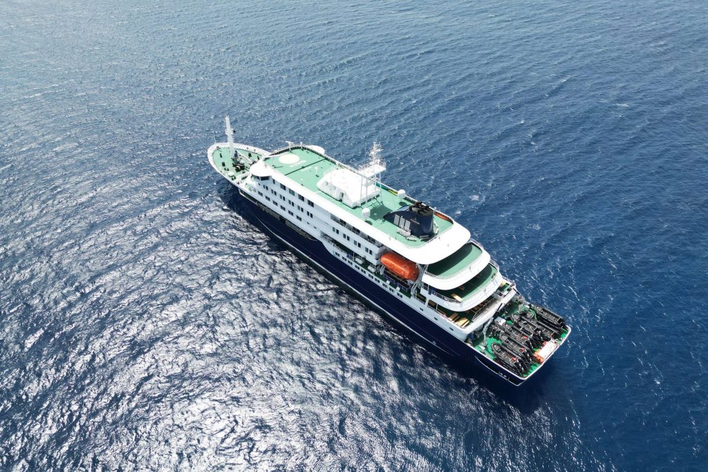 MV Hondius: Ξεκίνησε η απομάκρυνση των επιβατών λόγω χανταϊού – Και Έλληνας αναμεσά τους