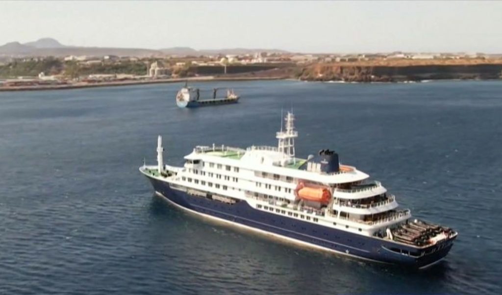 Στα Κανάρια Νησιά θα καταπλεύσει το κρουαζιερόπλοιο με τα κρούσματα χανταϊού και τους τρεις νεκρούς